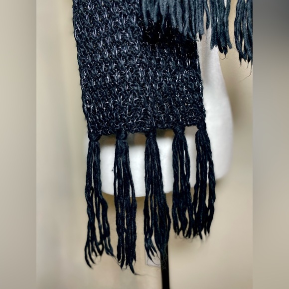 Women’s Black w Silver Lurex Metallic Fringed Knit Scarf Wrap from Renee’s NYC - Picture 2 of 7